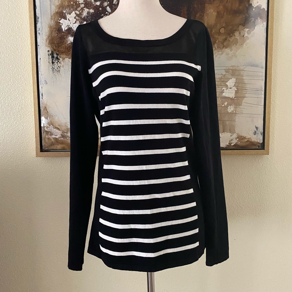 I•N•C International concepts beautiful sweater NWOT size L